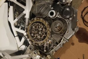 Husqvarna 710 clutch modifications - burned fibers